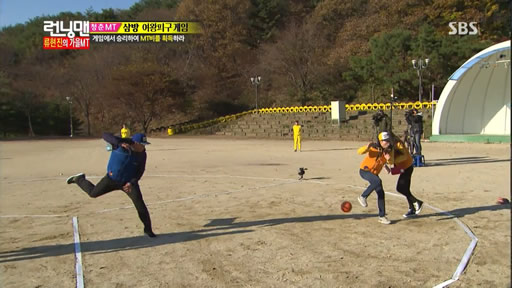 running man131117柳贤振都射到了谁？