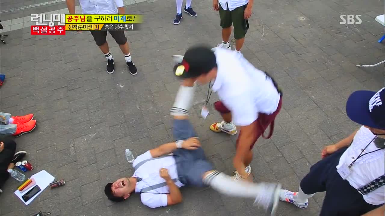 running man140713 E204 白雪公主的bobo高清中字[双版本][TKSK][多种]